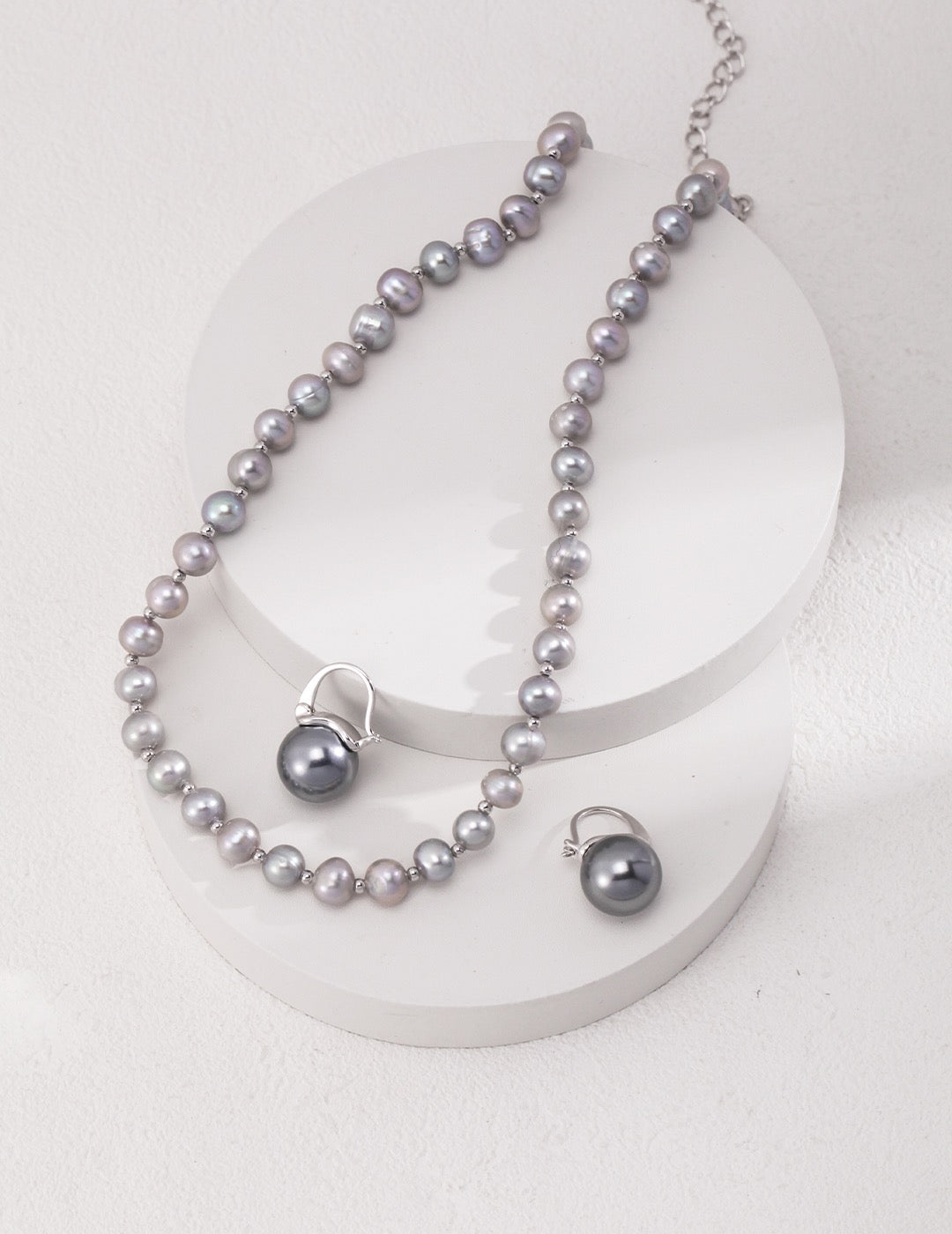 Sterling silver pearl necklace